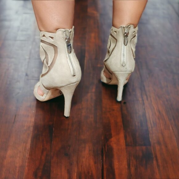 Siergon Morrison suede heels with illusion cut outs - Picture 5 of 7